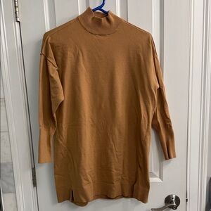 Steve Madden Tan Turtleneck Sweater